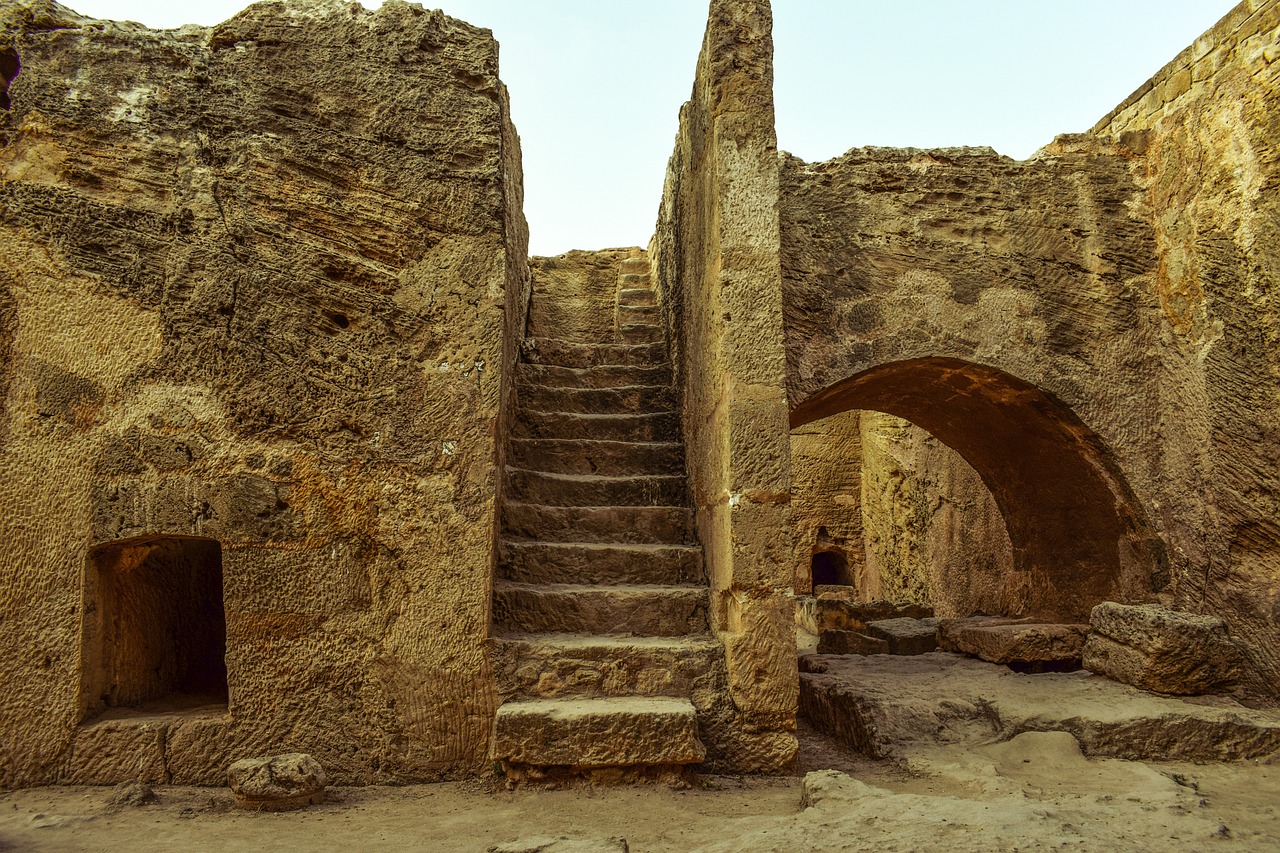 The Enigma of the Lost Tombs of the Pharaohs